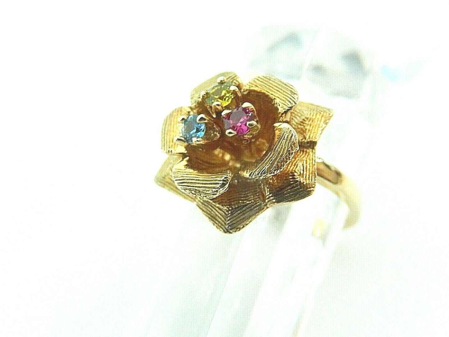 *VINTAGE*  14K Yellow Gold Rose Flower Gemstone Ring Size 6.5