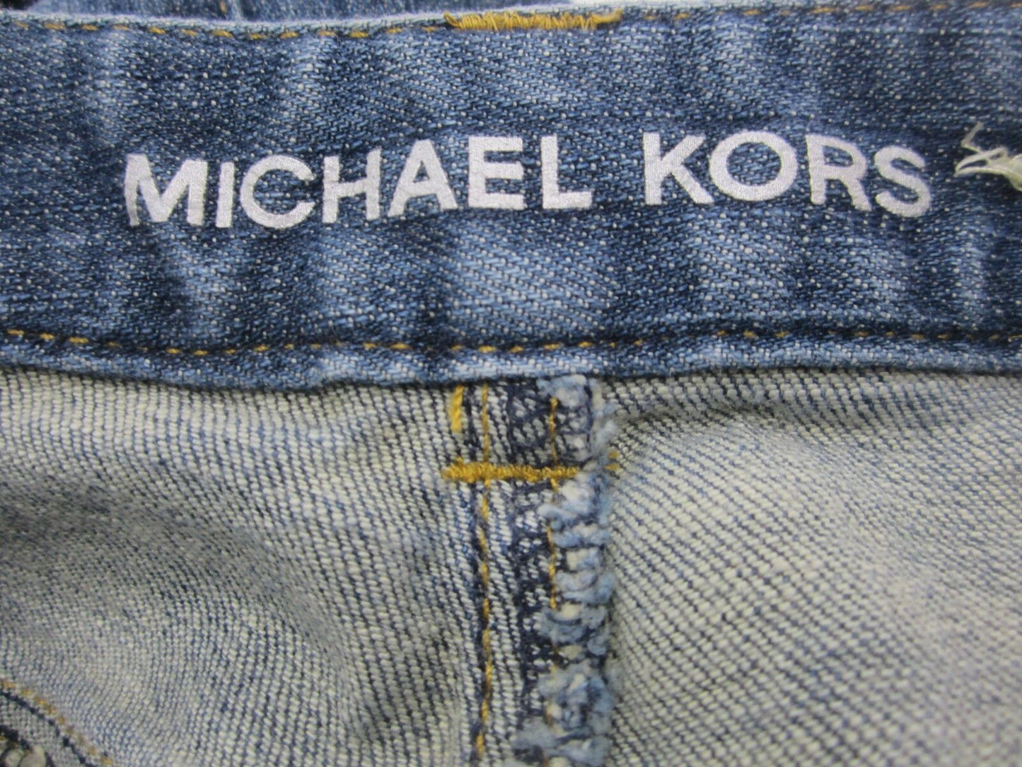 VERY NICE Michael Kors Women's Straight Leg Medium Blue Jeans. Size 2  x 29.5