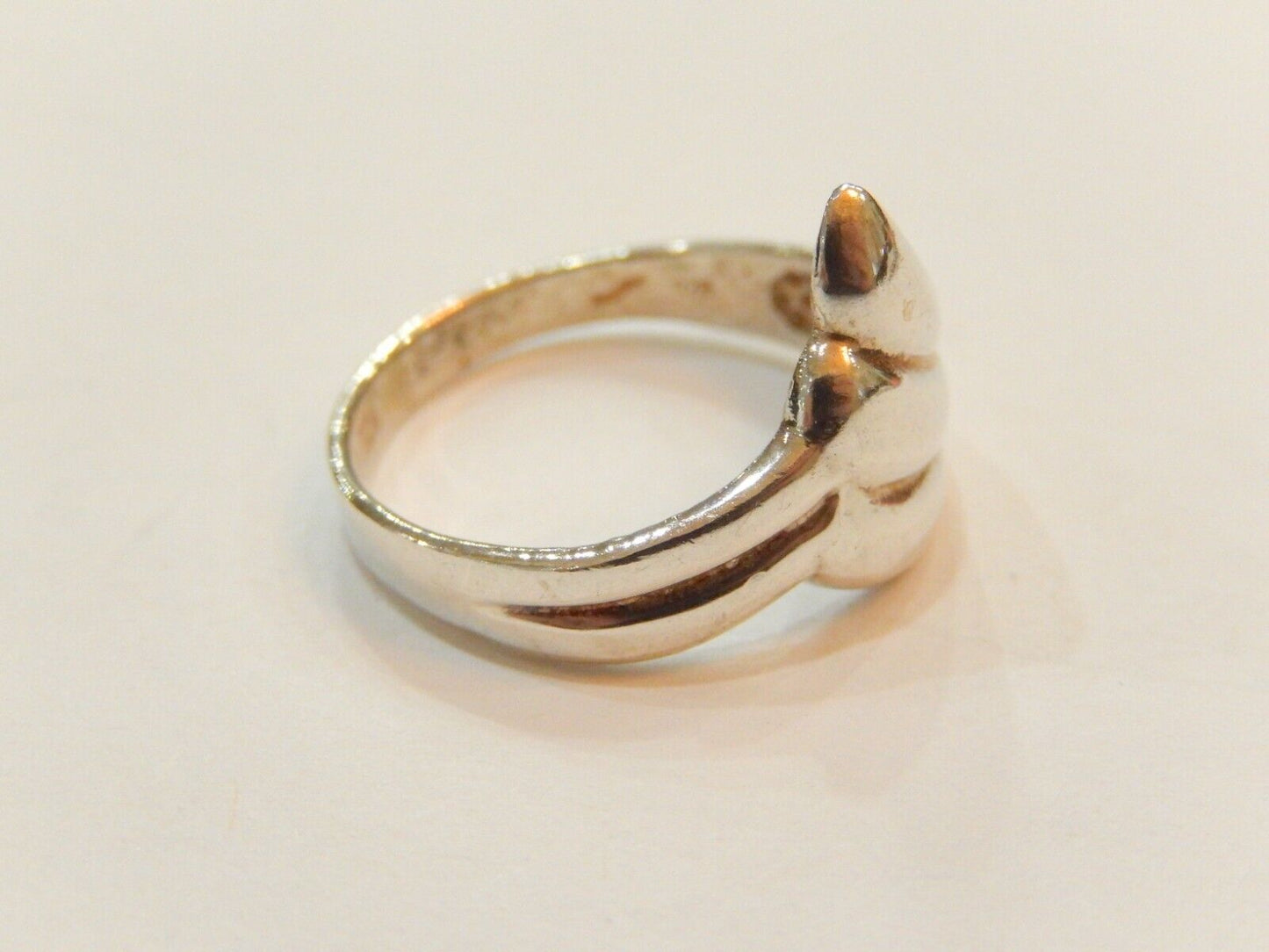 *VINTAGE*  925 Sterling Silver Modernist Ring Size 8.5