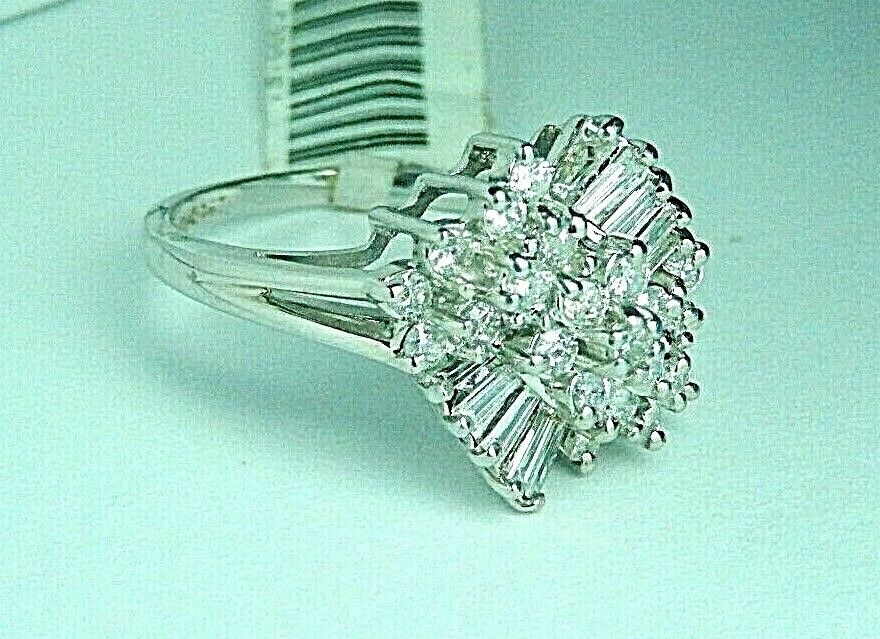 14K WHITE GOLD 1 CARAT T.W. LADIES NATURAL VS DIAMOND COCKTAIL RING SIZE 8.25