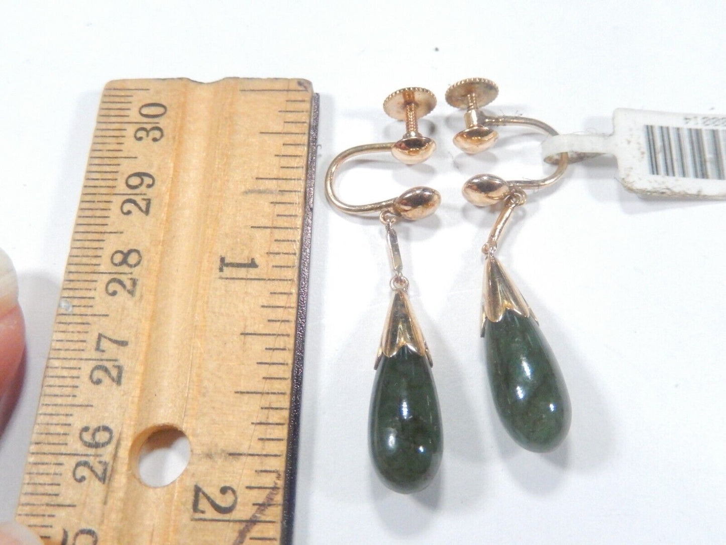 *VINTAGE*  Solid 14K Yellow Gold Teardrop Jade Dangle Screw On Earrings