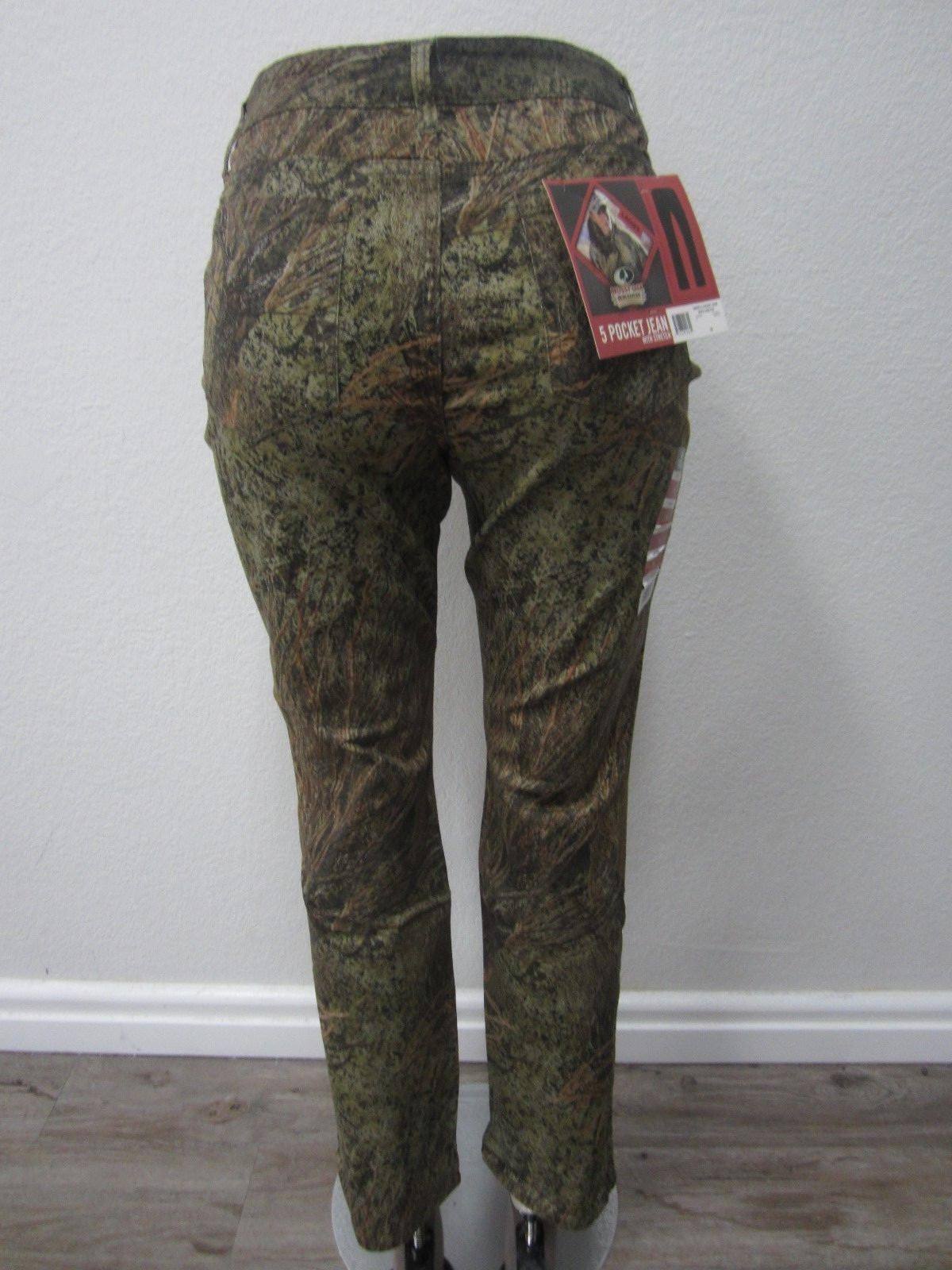 NWT Mossy Oak Brush 5 Pocket Camo Jeans with Stretch Women's Pants Size 18